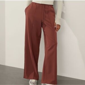 NWT Athleta Endeavor Relaxed Pant High-Rise Cherrywood Size M